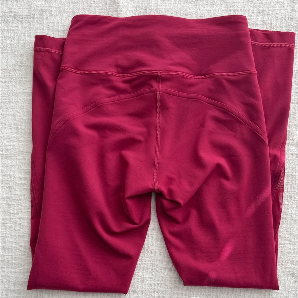 Lululemon Athletica Berry Leggings mesh detail, 25 inch